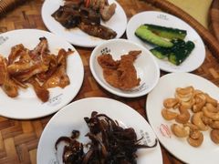 -桥香园云南过桥米线(金马碧鸡店)