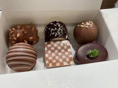 -Laderach 莱德拉(上海环贸iapm店)