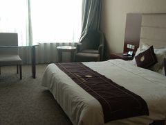 -兴芮温泉度假区