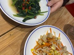 -陇上秦轩西安biangbiang面(EFC欧美金融商业城店)