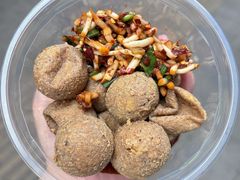-左记豆腐圆子店