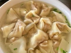 -周震馄饨