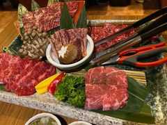 -炼火烤肉店