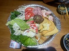 豚骨牛肉锅-一心创作料理屋(经开万达店)