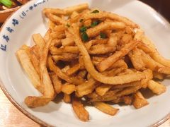咸蛋黄炒茄子-吃饭皇帝大(解放西路店)