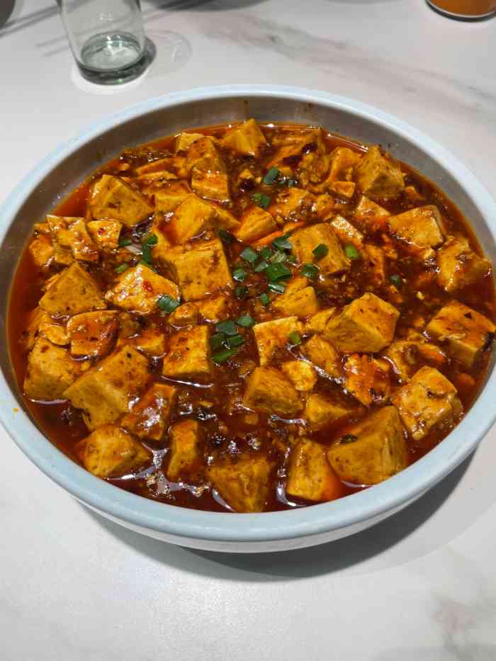 丽雯食府-"[薄荷]环境:餐厅还是挺大的,座位挺多."-大众点评移动版