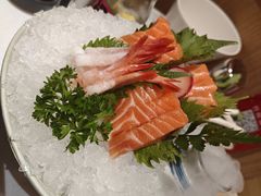 -花和寿喜烧·三文鱼自助专门店(光屿城店)
