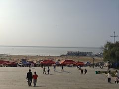 -巴陵广场
