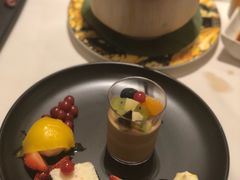 -盛宴标帜西餐厅龙虾.鲍鱼•牛排(重庆喜来登大酒店)