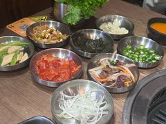 -香猪坊韩国烤肉专属门店(魏公村店)