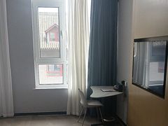 -格林东方酒店(北京国贸四惠高碑店地铁站店)