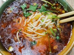 -全家福米线