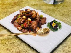 金蒜圆葱爆牛仔骨-玉舌尖私房菜(裕华店)