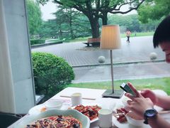 -御花园·粤菜·海鲜火锅(中山公园店)