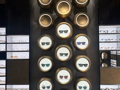 -LensCrafters亮视点·OAKLEY精选(静安嘉里中心店)