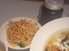-江渔儿酸菜鱼(映月湖环宇城店)