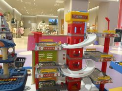 -卡通尼乐园(景枫中心店)