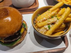 -阿妮叶李(光谷世界城店)