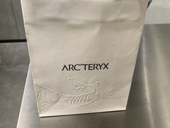 -ARC'TERYX始祖鸟(北京王府中环店)