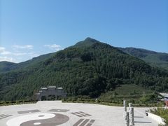 -九鼎铁刹山风景区