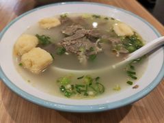 油豆腐牛肉粉丝汤（咖喱）-小杨生煎(乐坊虹井店)