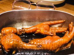 弄堂里的卤鸡爪-弄堂里·寻味杭州(湖滨银泰in77C区店)