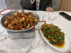 -江城燕子大排档(江汉路步行街店)