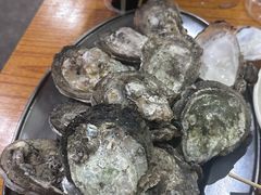 -蚝哥花姐湛江烤生蚝(美丽湾市场店)