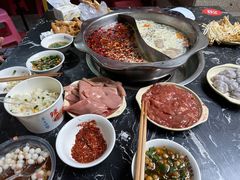 -储奇门鳝鱼火锅(总店)