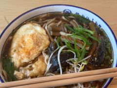 -镇南锅盖面馆(解放路店)