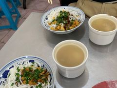 -高师傅特色米粉汤包(建设路店)