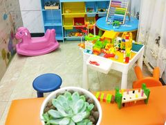 -茂菊口腔连锁(浦东南路店)