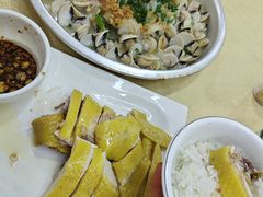 -强记湛江鸡饭店·二十七年老字号(拱北店)