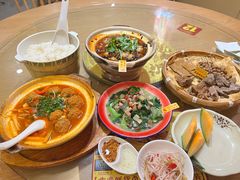 -郑百万·百万卤鹅重庆菜馆·家宴旗舰店(动物园店)