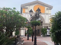 -佛罗伦萨小镇广佛名品奥特莱斯(疏港路店)