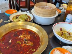 -川流不息·地道川菜·小龙虾(松东路店)