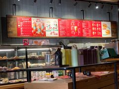 -星巴克臻选(深圳金光华店)