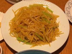 -胡氏大盘鸡新疆菜(石岗店)