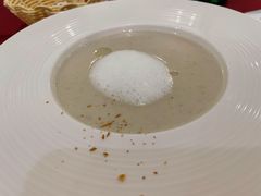 奶牛蘑菇汤-红房子西菜馆(淮海中路店)