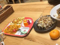 -暖食光·台式家庭餐厅·生日主题店(万达店)