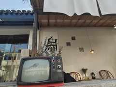 -亮河湾山庄