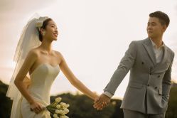 -蒙太奇婚纱摄影(万达店)