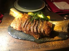 牛肋排-wann lounge 低温慢煮牛排·清吧