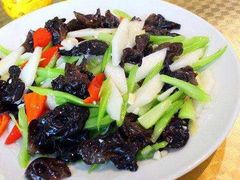 西芹炒木耳-荔枝楼酒家(员村东璟店)