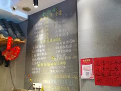 -爆炸头阿姨小四川正宗川味小吃(无任何分店)