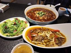 -万重锦·人文川菜馆(骡马市店)