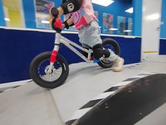 -八爪矩阵极限运动馆·儿童平衡车·感统训练(南海子公园校区)