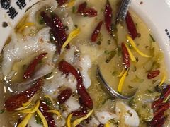 -渔语鱼酸菜鱼新川菜(来福士店)