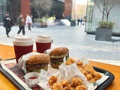 -The Habit Burger Grill 哈比特汉堡(复兴soho店)