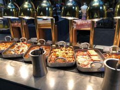 自助取餐区-圆顶阁西餐厅(郑州索菲特国际饭店 )